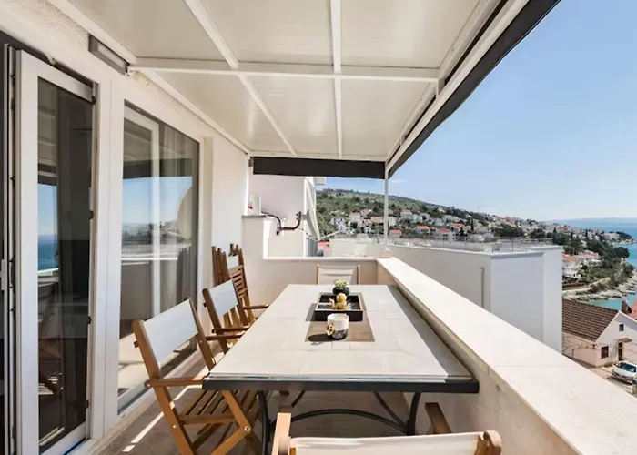 Villa Luxury Villa, 40 Sqm Heated Private Pool, Gym, Seaview, 200m To Beach, 7 Bedrooms